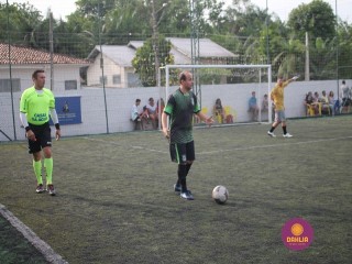 
<a style='margin-left: 5px;' class='btn btn-xs btn-social btn-facebook' href='https://www.facebook.com/sharer/sharer.php?u=https://boladovale.com.br/imgs/800-800-90/conteudo/fotos/1359/img8324.jpg' rel='popup' data-width='500' data-height='400'><i class='fa fa-facebook'></i>Compartilhar <span class='hidden-xs'>no Facebook</span>
</a> 
<a class='btn btn-default btn-xs' target='_blank' href='imgs/800-800-90/conteudo/fotos/1359/img8324.jpg'>
<span class='glyphicon glyphicon-cloud-download'></span> Salvar
</a> 
<span></span>