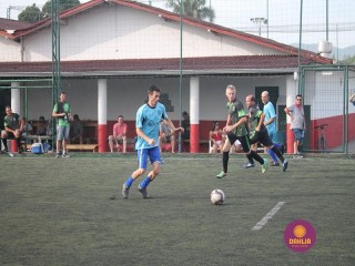 
<a style='margin-left: 5px;' class='btn btn-xs btn-social btn-facebook' href='https://www.facebook.com/sharer/sharer.php?u=https://boladovale.com.br/imgs/800-800-90/conteudo/fotos/1359/img8326.jpg' rel='popup' data-width='500' data-height='400'><i class='fa fa-facebook'></i>Compartilhar <span class='hidden-xs'>no Facebook</span>
</a> 
<a class='btn btn-default btn-xs' target='_blank' href='imgs/800-800-90/conteudo/fotos/1359/img8326.jpg'>
<span class='glyphicon glyphicon-cloud-download'></span> Salvar
</a> 
<span></span>