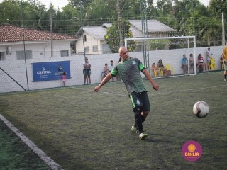 
<a style='margin-left: 5px;' class='btn btn-xs btn-social btn-facebook' href='https://www.facebook.com/sharer/sharer.php?u=https://boladovale.com.br/imgs/800-800-90/conteudo/fotos/1359/img8361.jpg' rel='popup' data-width='500' data-height='400'><i class='fa fa-facebook'></i>Compartilhar <span class='hidden-xs'>no Facebook</span>
</a> 
<a class='btn btn-default btn-xs' target='_blank' href='imgs/800-800-90/conteudo/fotos/1359/img8361.jpg'>
<span class='glyphicon glyphicon-cloud-download'></span> Salvar
</a> 
<span></span>