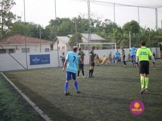 
<a style='margin-left: 5px;' class='btn btn-xs btn-social btn-facebook' href='https://www.facebook.com/sharer/sharer.php?u=https://boladovale.com.br/imgs/800-800-90/conteudo/fotos/1359/img8373.jpg' rel='popup' data-width='500' data-height='400'><i class='fa fa-facebook'></i>Compartilhar <span class='hidden-xs'>no Facebook</span>
</a> 
<a class='btn btn-default btn-xs' target='_blank' href='imgs/800-800-90/conteudo/fotos/1359/img8373.jpg'>
<span class='glyphicon glyphicon-cloud-download'></span> Salvar
</a> 
<span></span>