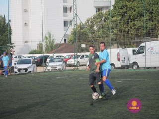 
<a style='margin-left: 5px;' class='btn btn-xs btn-social btn-facebook' href='https://www.facebook.com/sharer/sharer.php?u=https://boladovale.com.br/imgs/800-800-90/conteudo/fotos/1359/img8380.jpg' rel='popup' data-width='500' data-height='400'><i class='fa fa-facebook'></i>Compartilhar <span class='hidden-xs'>no Facebook</span>
</a> 
<a class='btn btn-default btn-xs' target='_blank' href='imgs/800-800-90/conteudo/fotos/1359/img8380.jpg'>
<span class='glyphicon glyphicon-cloud-download'></span> Salvar
</a> 
<span></span>