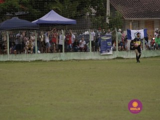 
<a style='margin-left: 5px;' class='btn btn-xs btn-social btn-facebook' href='https://www.facebook.com/sharer/sharer.php?u=https://boladovale.com.br/imgs/800-800-90/conteudo/fotos/1360/mg9337.jpg' rel='popup' data-width='500' data-height='400'><i class='fa fa-facebook'></i>Compartilhar <span class='hidden-xs'>no Facebook</span>
</a> 
<a class='btn btn-default btn-xs' target='_blank' href='imgs/800-800-90/conteudo/fotos/1360/mg9337.jpg'>
<span class='glyphicon glyphicon-cloud-download'></span> Salvar
</a> 
<span></span>