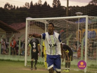 
<a style='margin-left: 5px;' class='btn btn-xs btn-social btn-facebook' href='https://www.facebook.com/sharer/sharer.php?u=https://boladovale.com.br/imgs/800-800-90/conteudo/fotos/1360/mg9351.jpg' rel='popup' data-width='500' data-height='400'><i class='fa fa-facebook'></i>Compartilhar <span class='hidden-xs'>no Facebook</span>
</a> 
<a class='btn btn-default btn-xs' target='_blank' href='imgs/800-800-90/conteudo/fotos/1360/mg9351.jpg'>
<span class='glyphicon glyphicon-cloud-download'></span> Salvar
</a> 
<span></span>