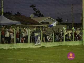 
<a style='margin-left: 5px;' class='btn btn-xs btn-social btn-facebook' href='https://www.facebook.com/sharer/sharer.php?u=https://boladovale.com.br/imgs/800-800-90/conteudo/fotos/1360/mg9376.jpg' rel='popup' data-width='500' data-height='400'><i class='fa fa-facebook'></i>Compartilhar <span class='hidden-xs'>no Facebook</span>
</a> 
<a class='btn btn-default btn-xs' target='_blank' href='imgs/800-800-90/conteudo/fotos/1360/mg9376.jpg'>
<span class='glyphicon glyphicon-cloud-download'></span> Salvar
</a> 
<span></span>