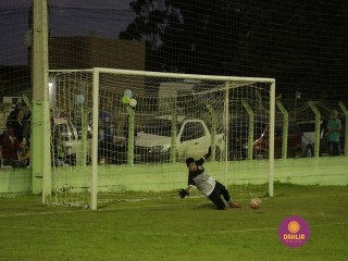 
<a style='margin-left: 5px;' class='btn btn-xs btn-social btn-facebook' href='https://www.facebook.com/sharer/sharer.php?u=https://boladovale.com.br/imgs/800-800-90/conteudo/fotos/1360/mg9377.jpg' rel='popup' data-width='500' data-height='400'><i class='fa fa-facebook'></i>Compartilhar <span class='hidden-xs'>no Facebook</span>
</a> 
<a class='btn btn-default btn-xs' target='_blank' href='imgs/800-800-90/conteudo/fotos/1360/mg9377.jpg'>
<span class='glyphicon glyphicon-cloud-download'></span> Salvar
</a> 
<span></span>