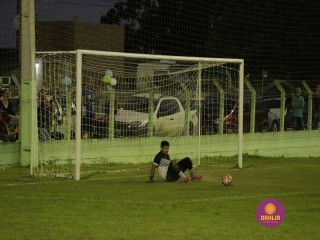 
<a style='margin-left: 5px;' class='btn btn-xs btn-social btn-facebook' href='https://www.facebook.com/sharer/sharer.php?u=https://boladovale.com.br/imgs/800-800-90/conteudo/fotos/1360/mg9382.jpg' rel='popup' data-width='500' data-height='400'><i class='fa fa-facebook'></i>Compartilhar <span class='hidden-xs'>no Facebook</span>
</a> 
<a class='btn btn-default btn-xs' target='_blank' href='imgs/800-800-90/conteudo/fotos/1360/mg9382.jpg'>
<span class='glyphicon glyphicon-cloud-download'></span> Salvar
</a> 
<span></span>