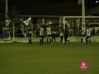 
<a style='margin-left: 5px;' class='btn btn-xs btn-social btn-facebook' href='https://www.facebook.com/sharer/sharer.php?u=https://boladovale.com.br/imgs/800-800-90/conteudo/fotos/1360/mg9432.jpg' rel='popup' data-width='500' data-height='400'><i class='fa fa-facebook'></i>Compartilhar <span class='hidden-xs'>no Facebook</span>
</a> 
<a class='btn btn-default btn-xs' target='_blank' href='imgs/800-800-90/conteudo/fotos/1360/mg9432.jpg'>
<span class='glyphicon glyphicon-cloud-download'></span> Salvar
</a> 
<span></span>