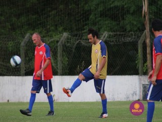 
<a style='margin-left: 5px;' class='btn btn-xs btn-social btn-facebook' href='https://www.facebook.com/sharer/sharer.php?u=https://boladovale.com.br/imgs/800-800-90/conteudo/fotos/1361/img8495.jpg' rel='popup' data-width='500' data-height='400'><i class='fa fa-facebook'></i>Compartilhar <span class='hidden-xs'>no Facebook</span>
</a> 
<a class='btn btn-default btn-xs' target='_blank' href='imgs/800-800-90/conteudo/fotos/1361/img8495.jpg'>
<span class='glyphicon glyphicon-cloud-download'></span> Salvar
</a> 
<span></span>