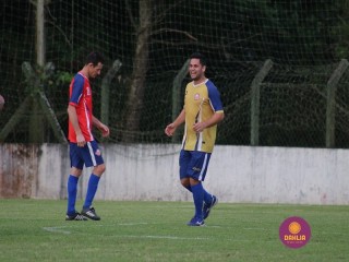 
<a style='margin-left: 5px;' class='btn btn-xs btn-social btn-facebook' href='https://www.facebook.com/sharer/sharer.php?u=https://boladovale.com.br/imgs/800-800-90/conteudo/fotos/1361/img8503.jpg' rel='popup' data-width='500' data-height='400'><i class='fa fa-facebook'></i>Compartilhar <span class='hidden-xs'>no Facebook</span>
</a> 
<a class='btn btn-default btn-xs' target='_blank' href='imgs/800-800-90/conteudo/fotos/1361/img8503.jpg'>
<span class='glyphicon glyphicon-cloud-download'></span> Salvar
</a> 
<span></span>