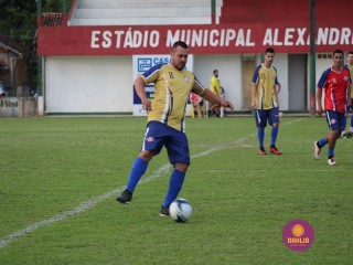 
<a style='margin-left: 5px;' class='btn btn-xs btn-social btn-facebook' href='https://www.facebook.com/sharer/sharer.php?u=https://boladovale.com.br/imgs/800-800-90/conteudo/fotos/1361/img8518.jpg' rel='popup' data-width='500' data-height='400'><i class='fa fa-facebook'></i>Compartilhar <span class='hidden-xs'>no Facebook</span>
</a> 
<a class='btn btn-default btn-xs' target='_blank' href='imgs/800-800-90/conteudo/fotos/1361/img8518.jpg'>
<span class='glyphicon glyphicon-cloud-download'></span> Salvar
</a> 
<span></span>