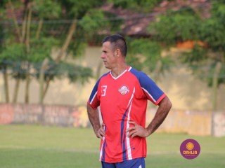 
<a style='margin-left: 5px;' class='btn btn-xs btn-social btn-facebook' href='https://www.facebook.com/sharer/sharer.php?u=https://boladovale.com.br/imgs/800-800-90/conteudo/fotos/1361/img8536.jpg' rel='popup' data-width='500' data-height='400'><i class='fa fa-facebook'></i>Compartilhar <span class='hidden-xs'>no Facebook</span>
</a> 
<a class='btn btn-default btn-xs' target='_blank' href='imgs/800-800-90/conteudo/fotos/1361/img8536.jpg'>
<span class='glyphicon glyphicon-cloud-download'></span> Salvar
</a> 
<span></span>