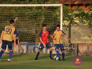 
<a style='margin-left: 5px;' class='btn btn-xs btn-social btn-facebook' href='https://www.facebook.com/sharer/sharer.php?u=https://boladovale.com.br/imgs/800-800-90/conteudo/fotos/1361/img8568.jpg' rel='popup' data-width='500' data-height='400'><i class='fa fa-facebook'></i>Compartilhar <span class='hidden-xs'>no Facebook</span>
</a> 
<a class='btn btn-default btn-xs' target='_blank' href='imgs/800-800-90/conteudo/fotos/1361/img8568.jpg'>
<span class='glyphicon glyphicon-cloud-download'></span> Salvar
</a> 
<span></span>