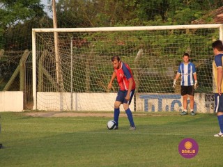 
<a style='margin-left: 5px;' class='btn btn-xs btn-social btn-facebook' href='https://www.facebook.com/sharer/sharer.php?u=https://boladovale.com.br/imgs/800-800-90/conteudo/fotos/1361/img8578.jpg' rel='popup' data-width='500' data-height='400'><i class='fa fa-facebook'></i>Compartilhar <span class='hidden-xs'>no Facebook</span>
</a> 
<a class='btn btn-default btn-xs' target='_blank' href='imgs/800-800-90/conteudo/fotos/1361/img8578.jpg'>
<span class='glyphicon glyphicon-cloud-download'></span> Salvar
</a> 
<span></span>