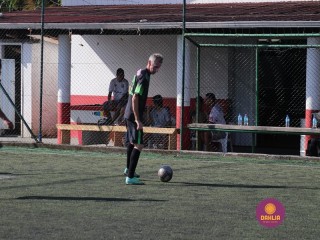 
<a style='margin-left: 5px;' class='btn btn-xs btn-social btn-facebook' href='https://www.facebook.com/sharer/sharer.php?u=https://boladovale.com.br/imgs/800-800-90/conteudo/fotos/1365/img9728.jpg' rel='popup' data-width='500' data-height='400'><i class='fa fa-facebook'></i>Compartilhar <span class='hidden-xs'>no Facebook</span>
</a> 
<a class='btn btn-default btn-xs' target='_blank' href='imgs/800-800-90/conteudo/fotos/1365/img9728.jpg'>
<span class='glyphicon glyphicon-cloud-download'></span> Salvar
</a> 
<span></span>
