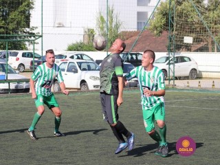 
<a style='margin-left: 5px;' class='btn btn-xs btn-social btn-facebook' href='https://www.facebook.com/sharer/sharer.php?u=https://boladovale.com.br/imgs/800-800-90/conteudo/fotos/1365/img9731.jpg' rel='popup' data-width='500' data-height='400'><i class='fa fa-facebook'></i>Compartilhar <span class='hidden-xs'>no Facebook</span>
</a> 
<a class='btn btn-default btn-xs' target='_blank' href='imgs/800-800-90/conteudo/fotos/1365/img9731.jpg'>
<span class='glyphicon glyphicon-cloud-download'></span> Salvar
</a> 
<span></span>