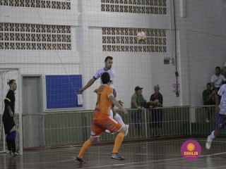 
<a style='margin-left: 5px;' class='btn btn-xs btn-social btn-facebook' href='https://www.facebook.com/sharer/sharer.php?u=https://boladovale.com.br/imgs/800-800-90/conteudo/fotos/1367/mg0369.jpg' rel='popup' data-width='500' data-height='400'><i class='fa fa-facebook'></i>Compartilhar <span class='hidden-xs'>no Facebook</span>
</a> 
<a class='btn btn-default btn-xs' target='_blank' href='imgs/800-800-90/conteudo/fotos/1367/mg0369.jpg'>
<span class='glyphicon glyphicon-cloud-download'></span> Salvar
</a> 
<span></span>