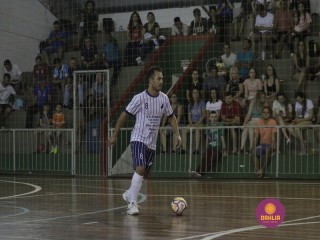 
<a style='margin-left: 5px;' class='btn btn-xs btn-social btn-facebook' href='https://www.facebook.com/sharer/sharer.php?u=https://boladovale.com.br/imgs/800-800-90/conteudo/fotos/1367/mg0375.jpg' rel='popup' data-width='500' data-height='400'><i class='fa fa-facebook'></i>Compartilhar <span class='hidden-xs'>no Facebook</span>
</a> 
<a class='btn btn-default btn-xs' target='_blank' href='imgs/800-800-90/conteudo/fotos/1367/mg0375.jpg'>
<span class='glyphicon glyphicon-cloud-download'></span> Salvar
</a> 
<span></span>