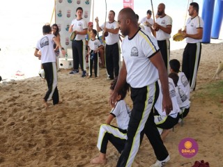 
<a style='margin-left: 5px;' class='btn btn-xs btn-social btn-facebook' href='https://www.facebook.com/sharer/sharer.php?u=https://boladovale.com.br/imgs/800-800-90/conteudo/fotos/1375/img2996.jpg' rel='popup' data-width='500' data-height='400'><i class='fa fa-facebook'></i>Compartilhar <span class='hidden-xs'>no Facebook</span>
</a> 
<a class='btn btn-default btn-xs' target='_blank' href='imgs/800-800-90/conteudo/fotos/1375/img2996.jpg'>
<span class='glyphicon glyphicon-cloud-download'></span> Salvar
</a> 
<span></span>