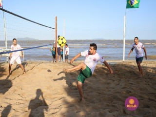 
<a style='margin-left: 5px;' class='btn btn-xs btn-social btn-facebook' href='https://www.facebook.com/sharer/sharer.php?u=https://boladovale.com.br/imgs/800-800-90/conteudo/fotos/1376/img3230.jpg' rel='popup' data-width='500' data-height='400'><i class='fa fa-facebook'></i>Compartilhar <span class='hidden-xs'>no Facebook</span>
</a> 
<a class='btn btn-default btn-xs' target='_blank' href='imgs/800-800-90/conteudo/fotos/1376/img3230.jpg'>
<span class='glyphicon glyphicon-cloud-download'></span> Salvar
</a> 
<span></span>