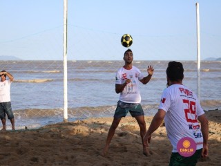 
<a style='margin-left: 5px;' class='btn btn-xs btn-social btn-facebook' href='https://www.facebook.com/sharer/sharer.php?u=https://boladovale.com.br/imgs/800-800-90/conteudo/fotos/1376/img3238.jpg' rel='popup' data-width='500' data-height='400'><i class='fa fa-facebook'></i>Compartilhar <span class='hidden-xs'>no Facebook</span>
</a> 
<a class='btn btn-default btn-xs' target='_blank' href='imgs/800-800-90/conteudo/fotos/1376/img3238.jpg'>
<span class='glyphicon glyphicon-cloud-download'></span> Salvar
</a> 
<span></span>