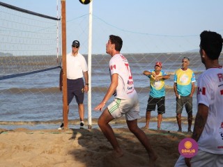 
<a style='margin-left: 5px;' class='btn btn-xs btn-social btn-facebook' href='https://www.facebook.com/sharer/sharer.php?u=https://boladovale.com.br/imgs/800-800-90/conteudo/fotos/1376/img3239.jpg' rel='popup' data-width='500' data-height='400'><i class='fa fa-facebook'></i>Compartilhar <span class='hidden-xs'>no Facebook</span>
</a> 
<a class='btn btn-default btn-xs' target='_blank' href='imgs/800-800-90/conteudo/fotos/1376/img3239.jpg'>
<span class='glyphicon glyphicon-cloud-download'></span> Salvar
</a> 
<span></span>