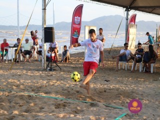 
<a style='margin-left: 5px;' class='btn btn-xs btn-social btn-facebook' href='https://www.facebook.com/sharer/sharer.php?u=https://boladovale.com.br/imgs/800-800-90/conteudo/fotos/1376/img3295.jpg' rel='popup' data-width='500' data-height='400'><i class='fa fa-facebook'></i>Compartilhar <span class='hidden-xs'>no Facebook</span>
</a> 
<a class='btn btn-default btn-xs' target='_blank' href='imgs/800-800-90/conteudo/fotos/1376/img3295.jpg'>
<span class='glyphicon glyphicon-cloud-download'></span> Salvar
</a> 
<span></span>