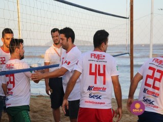 
<a style='margin-left: 5px;' class='btn btn-xs btn-social btn-facebook' href='https://www.facebook.com/sharer/sharer.php?u=https://boladovale.com.br/imgs/800-800-90/conteudo/fotos/1376/img3316.jpg' rel='popup' data-width='500' data-height='400'><i class='fa fa-facebook'></i>Compartilhar <span class='hidden-xs'>no Facebook</span>
</a> 
<a class='btn btn-default btn-xs' target='_blank' href='imgs/800-800-90/conteudo/fotos/1376/img3316.jpg'>
<span class='glyphicon glyphicon-cloud-download'></span> Salvar
</a> 
<span></span>