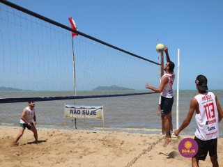 
<a style='margin-left: 5px;' class='btn btn-xs btn-social btn-facebook' href='https://www.facebook.com/sharer/sharer.php?u=https://boladovale.com.br/imgs/800-800-90/conteudo/fotos/1377/img3542.jpg' rel='popup' data-width='500' data-height='400'><i class='fa fa-facebook'></i>Compartilhar <span class='hidden-xs'>no Facebook</span>
</a> 
<a class='btn btn-default btn-xs' target='_blank' href='imgs/800-800-90/conteudo/fotos/1377/img3542.jpg'>
<span class='glyphicon glyphicon-cloud-download'></span> Salvar
</a> 
<span></span>