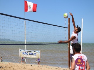 
<a style='margin-left: 5px;' class='btn btn-xs btn-social btn-facebook' href='https://www.facebook.com/sharer/sharer.php?u=https://boladovale.com.br/imgs/800-800-90/conteudo/fotos/1377/img3625.jpg' rel='popup' data-width='500' data-height='400'><i class='fa fa-facebook'></i>Compartilhar <span class='hidden-xs'>no Facebook</span>
</a> 
<a class='btn btn-default btn-xs' target='_blank' href='imgs/800-800-90/conteudo/fotos/1377/img3625.jpg'>
<span class='glyphicon glyphicon-cloud-download'></span> Salvar
</a> 
<span></span>