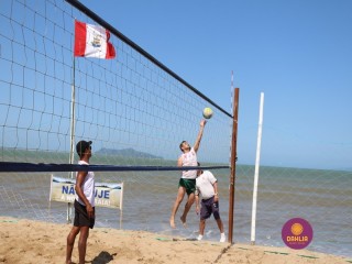 
<a style='margin-left: 5px;' class='btn btn-xs btn-social btn-facebook' href='https://www.facebook.com/sharer/sharer.php?u=https://boladovale.com.br/imgs/800-800-90/conteudo/fotos/1377/img3631.jpg' rel='popup' data-width='500' data-height='400'><i class='fa fa-facebook'></i>Compartilhar <span class='hidden-xs'>no Facebook</span>
</a> 
<a class='btn btn-default btn-xs' target='_blank' href='imgs/800-800-90/conteudo/fotos/1377/img3631.jpg'>
<span class='glyphicon glyphicon-cloud-download'></span> Salvar
</a> 
<span></span>