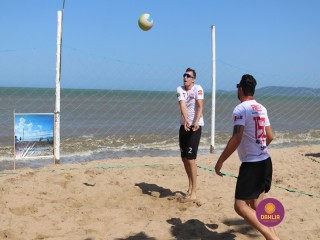 
<a style='margin-left: 5px;' class='btn btn-xs btn-social btn-facebook' href='https://www.facebook.com/sharer/sharer.php?u=https://boladovale.com.br/imgs/800-800-90/conteudo/fotos/1377/img3650.jpg' rel='popup' data-width='500' data-height='400'><i class='fa fa-facebook'></i>Compartilhar <span class='hidden-xs'>no Facebook</span>
</a> 
<a class='btn btn-default btn-xs' target='_blank' href='imgs/800-800-90/conteudo/fotos/1377/img3650.jpg'>
<span class='glyphicon glyphicon-cloud-download'></span> Salvar
</a> 
<span></span>