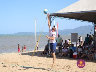 
<a style='margin-left: 5px;' class='btn btn-xs btn-social btn-facebook' href='https://www.facebook.com/sharer/sharer.php?u=https://boladovale.com.br/imgs/800-800-90/conteudo/fotos/1377/img3713.jpg' rel='popup' data-width='500' data-height='400'><i class='fa fa-facebook'></i>Compartilhar <span class='hidden-xs'>no Facebook</span>
</a> 
<a class='btn btn-default btn-xs' target='_blank' href='imgs/800-800-90/conteudo/fotos/1377/img3713.jpg'>
<span class='glyphicon glyphicon-cloud-download'></span> Salvar
</a> 
<span></span>