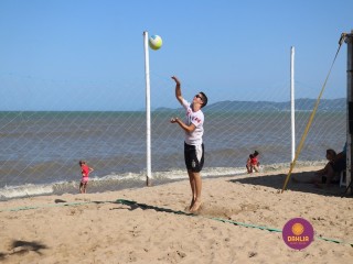 
<a style='margin-left: 5px;' class='btn btn-xs btn-social btn-facebook' href='https://www.facebook.com/sharer/sharer.php?u=https://boladovale.com.br/imgs/800-800-90/conteudo/fotos/1377/img3714.jpg' rel='popup' data-width='500' data-height='400'><i class='fa fa-facebook'></i>Compartilhar <span class='hidden-xs'>no Facebook</span>
</a> 
<a class='btn btn-default btn-xs' target='_blank' href='imgs/800-800-90/conteudo/fotos/1377/img3714.jpg'>
<span class='glyphicon glyphicon-cloud-download'></span> Salvar
</a> 
<span></span>