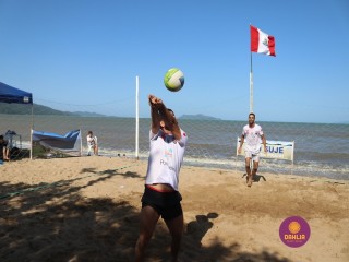 
<a style='margin-left: 5px;' class='btn btn-xs btn-social btn-facebook' href='https://www.facebook.com/sharer/sharer.php?u=https://boladovale.com.br/imgs/800-800-90/conteudo/fotos/1377/img3729.jpg' rel='popup' data-width='500' data-height='400'><i class='fa fa-facebook'></i>Compartilhar <span class='hidden-xs'>no Facebook</span>
</a> 
<a class='btn btn-default btn-xs' target='_blank' href='imgs/800-800-90/conteudo/fotos/1377/img3729.jpg'>
<span class='glyphicon glyphicon-cloud-download'></span> Salvar
</a> 
<span></span>