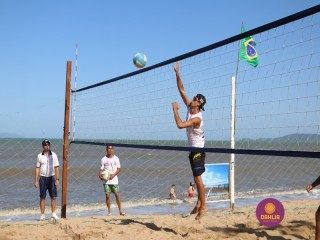 
<a style='margin-left: 5px;' class='btn btn-xs btn-social btn-facebook' href='https://www.facebook.com/sharer/sharer.php?u=https://boladovale.com.br/imgs/800-800-90/conteudo/fotos/1377/img3732.jpg' rel='popup' data-width='500' data-height='400'><i class='fa fa-facebook'></i>Compartilhar <span class='hidden-xs'>no Facebook</span>
</a> 
<a class='btn btn-default btn-xs' target='_blank' href='imgs/800-800-90/conteudo/fotos/1377/img3732.jpg'>
<span class='glyphicon glyphicon-cloud-download'></span> Salvar
</a> 
<span></span>