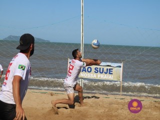 
<a style='margin-left: 5px;' class='btn btn-xs btn-social btn-facebook' href='https://www.facebook.com/sharer/sharer.php?u=https://boladovale.com.br/imgs/800-800-90/conteudo/fotos/1377/img3734.jpg' rel='popup' data-width='500' data-height='400'><i class='fa fa-facebook'></i>Compartilhar <span class='hidden-xs'>no Facebook</span>
</a> 
<a class='btn btn-default btn-xs' target='_blank' href='imgs/800-800-90/conteudo/fotos/1377/img3734.jpg'>
<span class='glyphicon glyphicon-cloud-download'></span> Salvar
</a> 
<span></span>