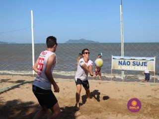 
<a style='margin-left: 5px;' class='btn btn-xs btn-social btn-facebook' href='https://www.facebook.com/sharer/sharer.php?u=https://boladovale.com.br/imgs/800-800-90/conteudo/fotos/1377/img3781.jpg' rel='popup' data-width='500' data-height='400'><i class='fa fa-facebook'></i>Compartilhar <span class='hidden-xs'>no Facebook</span>
</a> 
<a class='btn btn-default btn-xs' target='_blank' href='imgs/800-800-90/conteudo/fotos/1377/img3781.jpg'>
<span class='glyphicon glyphicon-cloud-download'></span> Salvar
</a> 
<span></span>