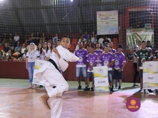 
<a style='margin-left: 5px;' class='btn btn-xs btn-social btn-facebook' href='https://www.facebook.com/sharer/sharer.php?u=https://boladovale.com.br/imgs/800-800-90/conteudo/fotos/1381/img4152.jpg' rel='popup' data-width='500' data-height='400'><i class='fa fa-facebook'></i>Compartilhar <span class='hidden-xs'>no Facebook</span>
</a> 
<a class='btn btn-default btn-xs' target='_blank' href='imgs/800-800-90/conteudo/fotos/1381/img4152.jpg'>
<span class='glyphicon glyphicon-cloud-download'></span> Salvar
</a> 
<span></span>