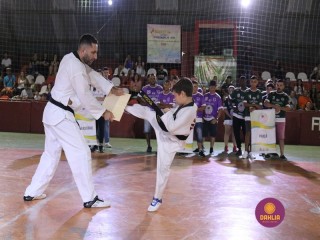 
<a style='margin-left: 5px;' class='btn btn-xs btn-social btn-facebook' href='https://www.facebook.com/sharer/sharer.php?u=https://boladovale.com.br/imgs/800-800-90/conteudo/fotos/1381/img4210.jpg' rel='popup' data-width='500' data-height='400'><i class='fa fa-facebook'></i>Compartilhar <span class='hidden-xs'>no Facebook</span>
</a> 
<a class='btn btn-default btn-xs' target='_blank' href='imgs/800-800-90/conteudo/fotos/1381/img4210.jpg'>
<span class='glyphicon glyphicon-cloud-download'></span> Salvar
</a> 
<span></span>