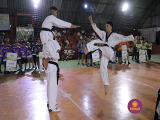 
<a style='margin-left: 5px;' class='btn btn-xs btn-social btn-facebook' href='https://www.facebook.com/sharer/sharer.php?u=https://boladovale.com.br/imgs/800-800-90/conteudo/fotos/1381/img4229.jpg' rel='popup' data-width='500' data-height='400'><i class='fa fa-facebook'></i>Compartilhar <span class='hidden-xs'>no Facebook</span>
</a> 
<a class='btn btn-default btn-xs' target='_blank' href='imgs/800-800-90/conteudo/fotos/1381/img4229.jpg'>
<span class='glyphicon glyphicon-cloud-download'></span> Salvar
</a> 
<span></span>