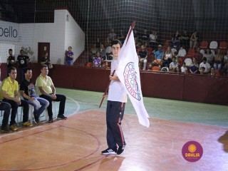 
<a style='margin-left: 5px;' class='btn btn-xs btn-social btn-facebook' href='https://www.facebook.com/sharer/sharer.php?u=https://boladovale.com.br/imgs/800-800-90/conteudo/fotos/1381/img4254.jpg' rel='popup' data-width='500' data-height='400'><i class='fa fa-facebook'></i>Compartilhar <span class='hidden-xs'>no Facebook</span>
</a> 
<a class='btn btn-default btn-xs' target='_blank' href='imgs/800-800-90/conteudo/fotos/1381/img4254.jpg'>
<span class='glyphicon glyphicon-cloud-download'></span> Salvar
</a> 
<span></span>