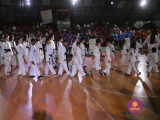 
<a style='margin-left: 5px;' class='btn btn-xs btn-social btn-facebook' href='https://www.facebook.com/sharer/sharer.php?u=https://boladovale.com.br/imgs/800-800-90/conteudo/fotos/1381/img4290.jpg' rel='popup' data-width='500' data-height='400'><i class='fa fa-facebook'></i>Compartilhar <span class='hidden-xs'>no Facebook</span>
</a> 
<a class='btn btn-default btn-xs' target='_blank' href='imgs/800-800-90/conteudo/fotos/1381/img4290.jpg'>
<span class='glyphicon glyphicon-cloud-download'></span> Salvar
</a> 
<span></span>