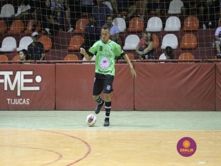 
<a style='margin-left: 5px;' class='btn btn-xs btn-social btn-facebook' href='https://www.facebook.com/sharer/sharer.php?u=https://boladovale.com.br/imgs/800-800-90/conteudo/fotos/1385/img4932.jpg' rel='popup' data-width='500' data-height='400'><i class='fa fa-facebook'></i>Compartilhar <span class='hidden-xs'>no Facebook</span>
</a> 
<a class='btn btn-default btn-xs' target='_blank' href='imgs/800-800-90/conteudo/fotos/1385/img4932.jpg'>
<span class='glyphicon glyphicon-cloud-download'></span> Salvar
</a> 
<span></span>