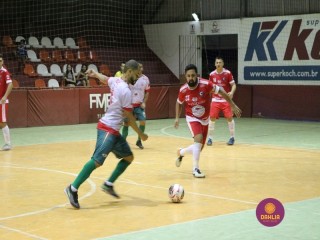 
<a style='margin-left: 5px;' class='btn btn-xs btn-social btn-facebook' href='https://www.facebook.com/sharer/sharer.php?u=https://boladovale.com.br/imgs/800-800-90/conteudo/fotos/1385/img4957.jpg' rel='popup' data-width='500' data-height='400'><i class='fa fa-facebook'></i>Compartilhar <span class='hidden-xs'>no Facebook</span>
</a> 
<a class='btn btn-default btn-xs' target='_blank' href='imgs/800-800-90/conteudo/fotos/1385/img4957.jpg'>
<span class='glyphicon glyphicon-cloud-download'></span> Salvar
</a> 
<span></span>