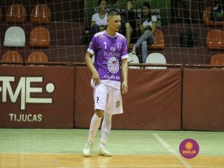 
<a style='margin-left: 5px;' class='btn btn-xs btn-social btn-facebook' href='https://www.facebook.com/sharer/sharer.php?u=https://boladovale.com.br/imgs/800-800-90/conteudo/fotos/1391/img0519.jpg' rel='popup' data-width='500' data-height='400'><i class='fa fa-facebook'></i>Compartilhar <span class='hidden-xs'>no Facebook</span>
</a> 
<a class='btn btn-default btn-xs' target='_blank' href='imgs/800-800-90/conteudo/fotos/1391/img0519.jpg'>
<span class='glyphicon glyphicon-cloud-download'></span> Salvar
</a> 
<span></span>