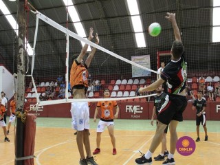 
<a style='margin-left: 5px;' class='btn btn-xs btn-social btn-facebook' href='https://www.facebook.com/sharer/sharer.php?u=https://boladovale.com.br/imgs/800-800-90/conteudo/fotos/1395/img5408.jpg' rel='popup' data-width='500' data-height='400'><i class='fa fa-facebook'></i>Compartilhar <span class='hidden-xs'>no Facebook</span>
</a> 
<a class='btn btn-default btn-xs' target='_blank' href='imgs/800-800-90/conteudo/fotos/1395/img5408.jpg'>
<span class='glyphicon glyphicon-cloud-download'></span> Salvar
</a> 
<span></span>