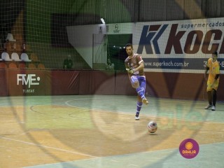 
<a style='margin-left: 5px;' class='btn btn-xs btn-social btn-facebook' href='https://www.facebook.com/sharer/sharer.php?u=https://boladovale.com.br/imgs/800-800-90/conteudo/fotos/1402/img1477.jpg' rel='popup' data-width='500' data-height='400'><i class='fa fa-facebook'></i>Compartilhar <span class='hidden-xs'>no Facebook</span>
</a> 
<a class='btn btn-default btn-xs' target='_blank' href='imgs/800-800-90/conteudo/fotos/1402/img1477.jpg'>
<span class='glyphicon glyphicon-cloud-download'></span> Salvar
</a> 
<span></span>