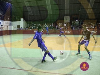 
<a style='margin-left: 5px;' class='btn btn-xs btn-social btn-facebook' href='https://www.facebook.com/sharer/sharer.php?u=https://boladovale.com.br/imgs/800-800-90/conteudo/fotos/1402/img1537.jpg' rel='popup' data-width='500' data-height='400'><i class='fa fa-facebook'></i>Compartilhar <span class='hidden-xs'>no Facebook</span>
</a> 
<a class='btn btn-default btn-xs' target='_blank' href='imgs/800-800-90/conteudo/fotos/1402/img1537.jpg'>
<span class='glyphicon glyphicon-cloud-download'></span> Salvar
</a> 
<span></span>