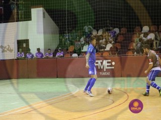 
<a style='margin-left: 5px;' class='btn btn-xs btn-social btn-facebook' href='https://www.facebook.com/sharer/sharer.php?u=https://boladovale.com.br/imgs/800-800-90/conteudo/fotos/1402/img1541.jpg' rel='popup' data-width='500' data-height='400'><i class='fa fa-facebook'></i>Compartilhar <span class='hidden-xs'>no Facebook</span>
</a> 
<a class='btn btn-default btn-xs' target='_blank' href='imgs/800-800-90/conteudo/fotos/1402/img1541.jpg'>
<span class='glyphicon glyphicon-cloud-download'></span> Salvar
</a> 
<span></span>