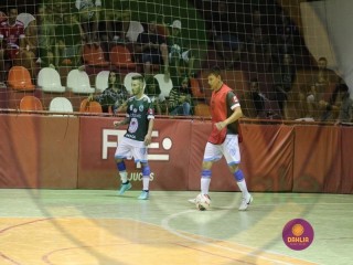 
<a style='margin-left: 5px;' class='btn btn-xs btn-social btn-facebook' href='https://www.facebook.com/sharer/sharer.php?u=https://boladovale.com.br/imgs/800-800-90/conteudo/fotos/1408/img2152.jpg' rel='popup' data-width='500' data-height='400'><i class='fa fa-facebook'></i>Compartilhar <span class='hidden-xs'>no Facebook</span>
</a> 
<a class='btn btn-default btn-xs' target='_blank' href='imgs/800-800-90/conteudo/fotos/1408/img2152.jpg'>
<span class='glyphicon glyphicon-cloud-download'></span> Salvar
</a> 
<span></span>